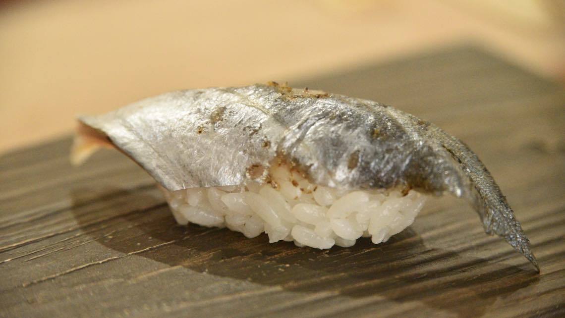 tachiuo aburi sushi
